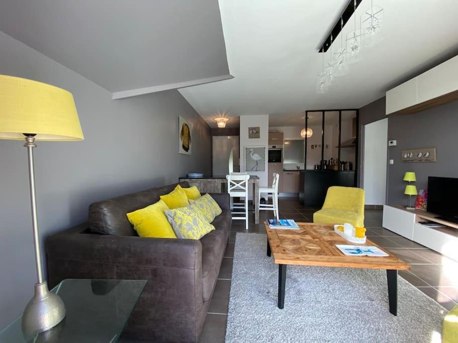 Superbe Appartement Terrasse, Proche De La Plage Bénodet Kültér fotó